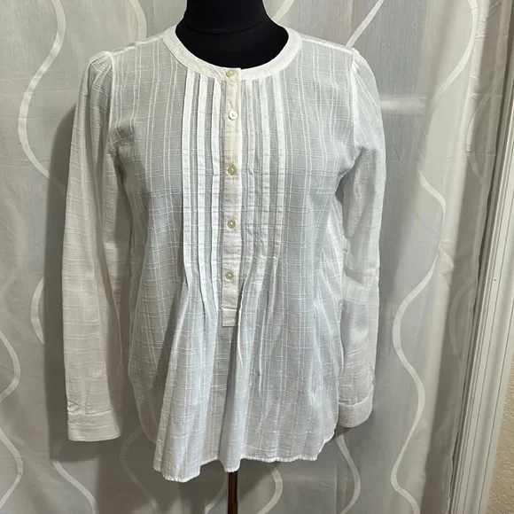 Loft, White, Rounded neck, 1/2 button down, 100% Cotton, Long Sleeve Top, Small - Picture 1 of 8